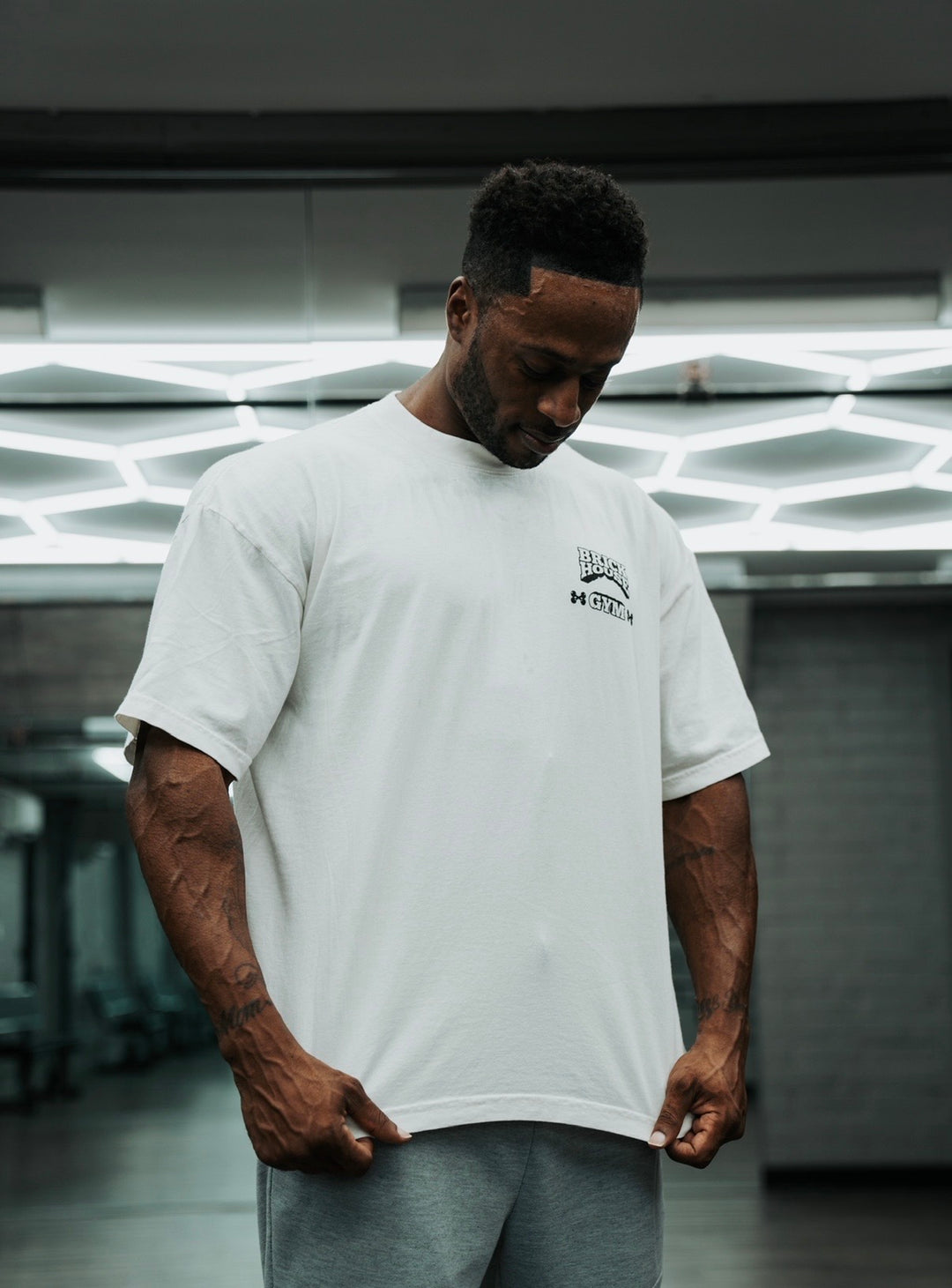 BRICKHOUSE GYM OFF WHITE