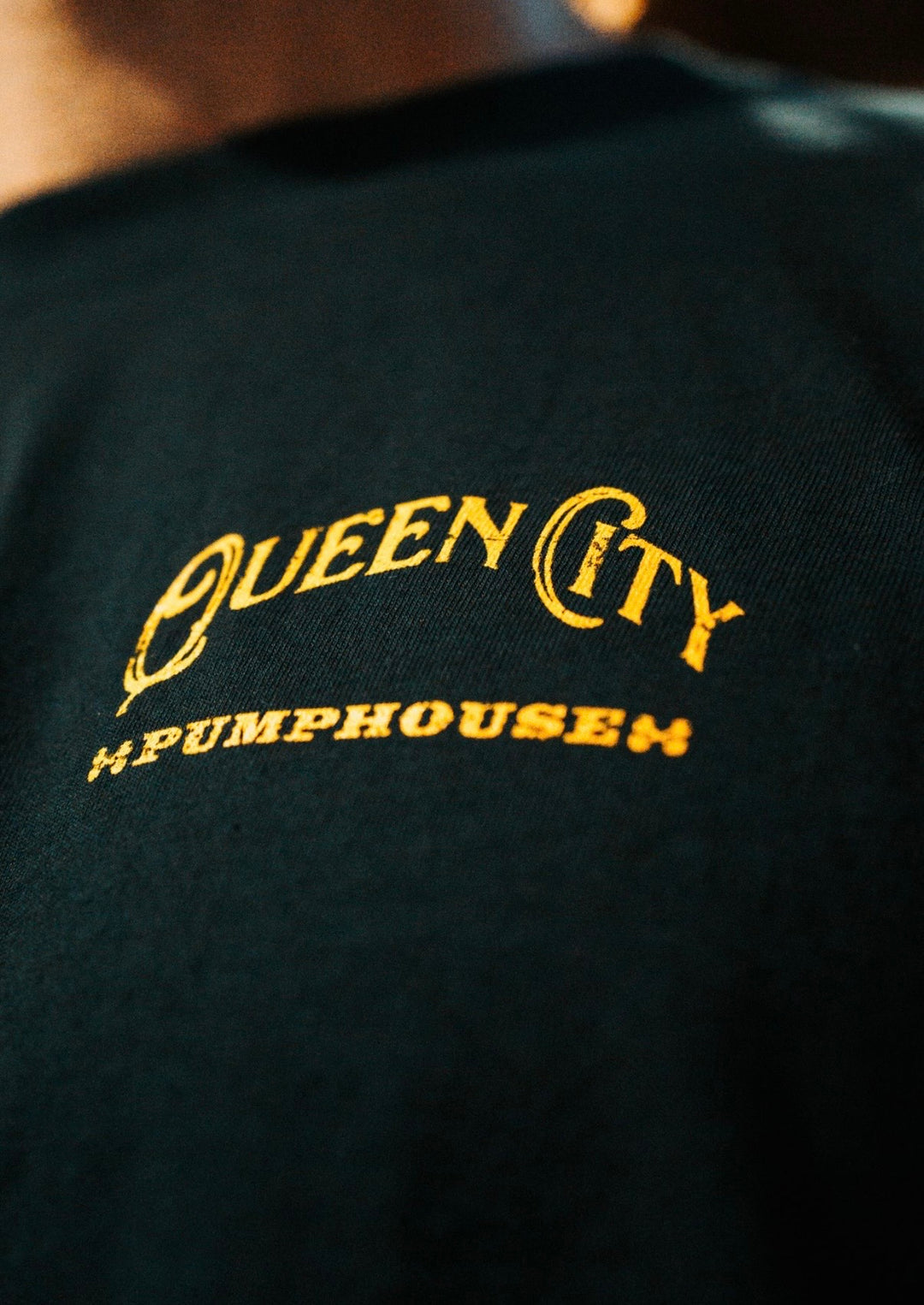 QC PUMPHOUSE (BLACK) OVERSIZED TEE