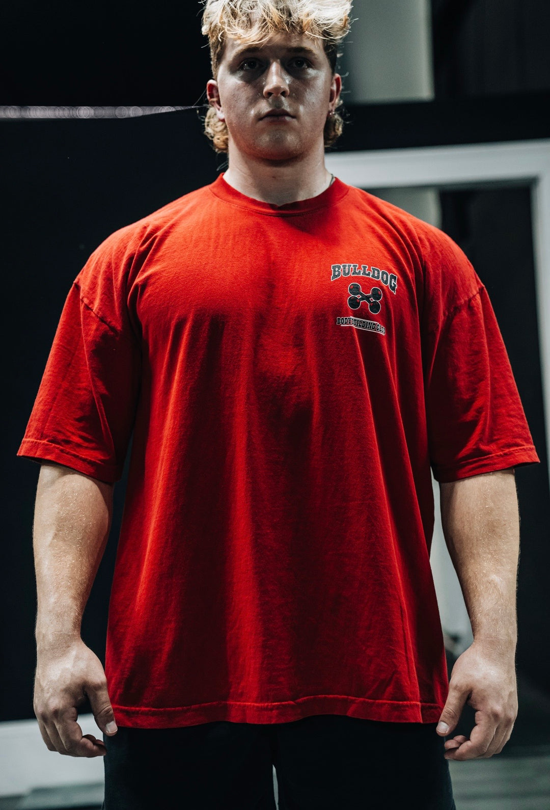 BULLDOG BODYBUILDING CLUB OVERSIZED TEE (RED)