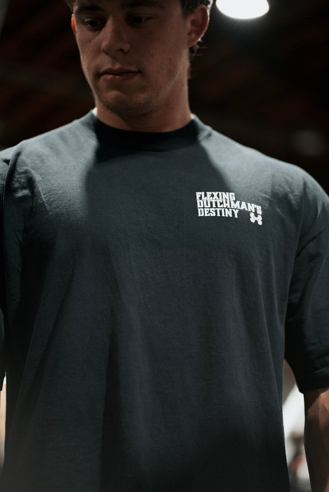 FLEXING DUTCHMAN OVERSIZED TEE
