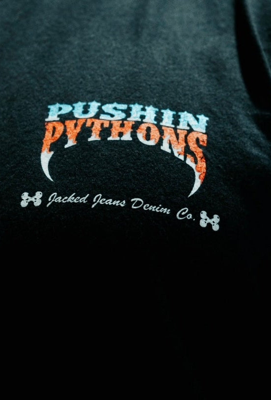 PUSHIN PYTHONS OVERSIZED TEE